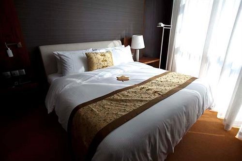 Hotel Momc Beijing Exterior photo